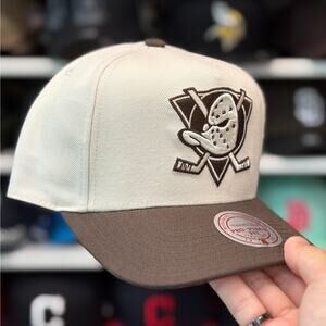 Anaheim Ducks Creme/Brown A-Frame Mitchell & Ness Snapback